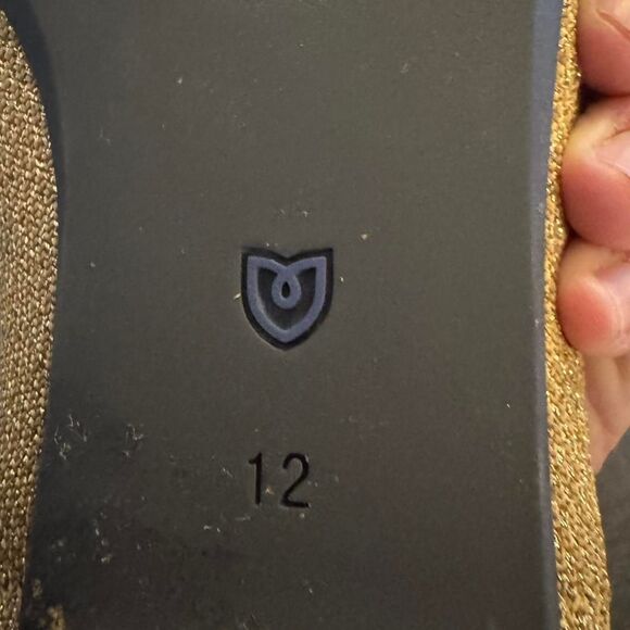 Rothy’s Women’s Size 12 Ballet Flats Metallic Gold Round Toe Eco Knit Shoes - Picture 7 of 8